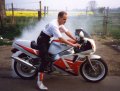 yamaha FZR1000 EXUP burnout